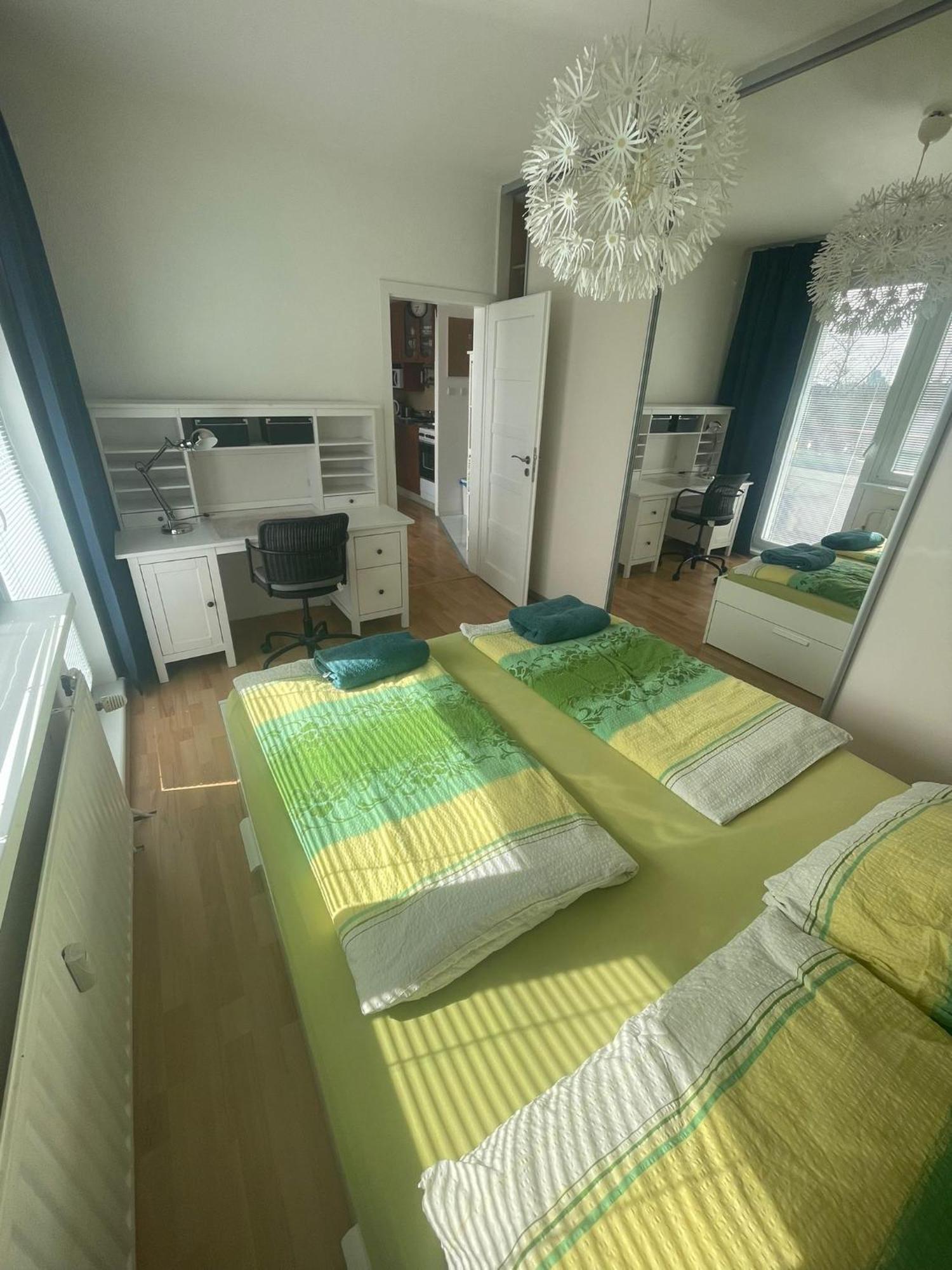 Park View City Center Location Apartment With Balcony Pressburg Exterior foto