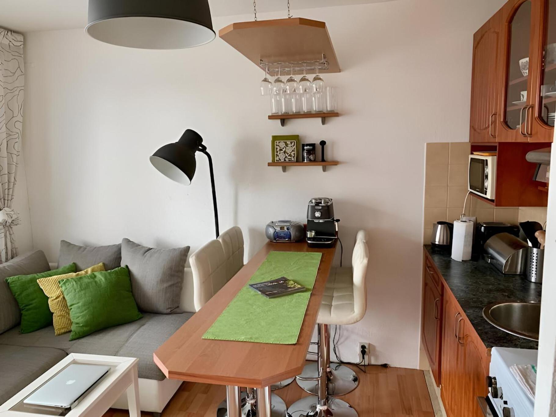 Park View City Center Location Apartment With Balcony Pressburg Exterior foto